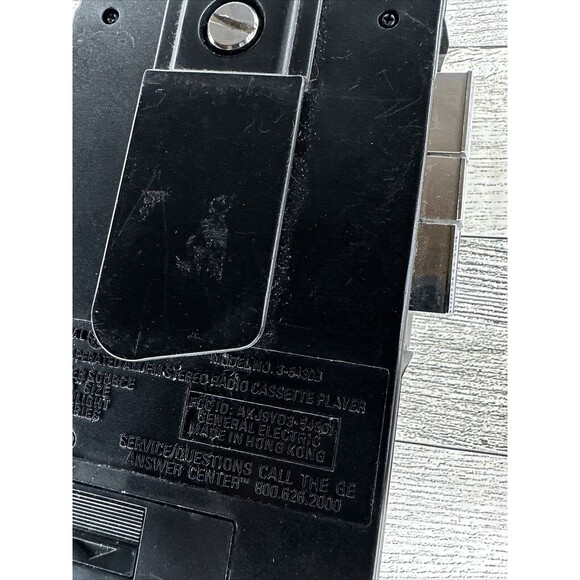 General Electric AM/FM Radio Cassette Player 3-5430B Working - Picture 4 of 6